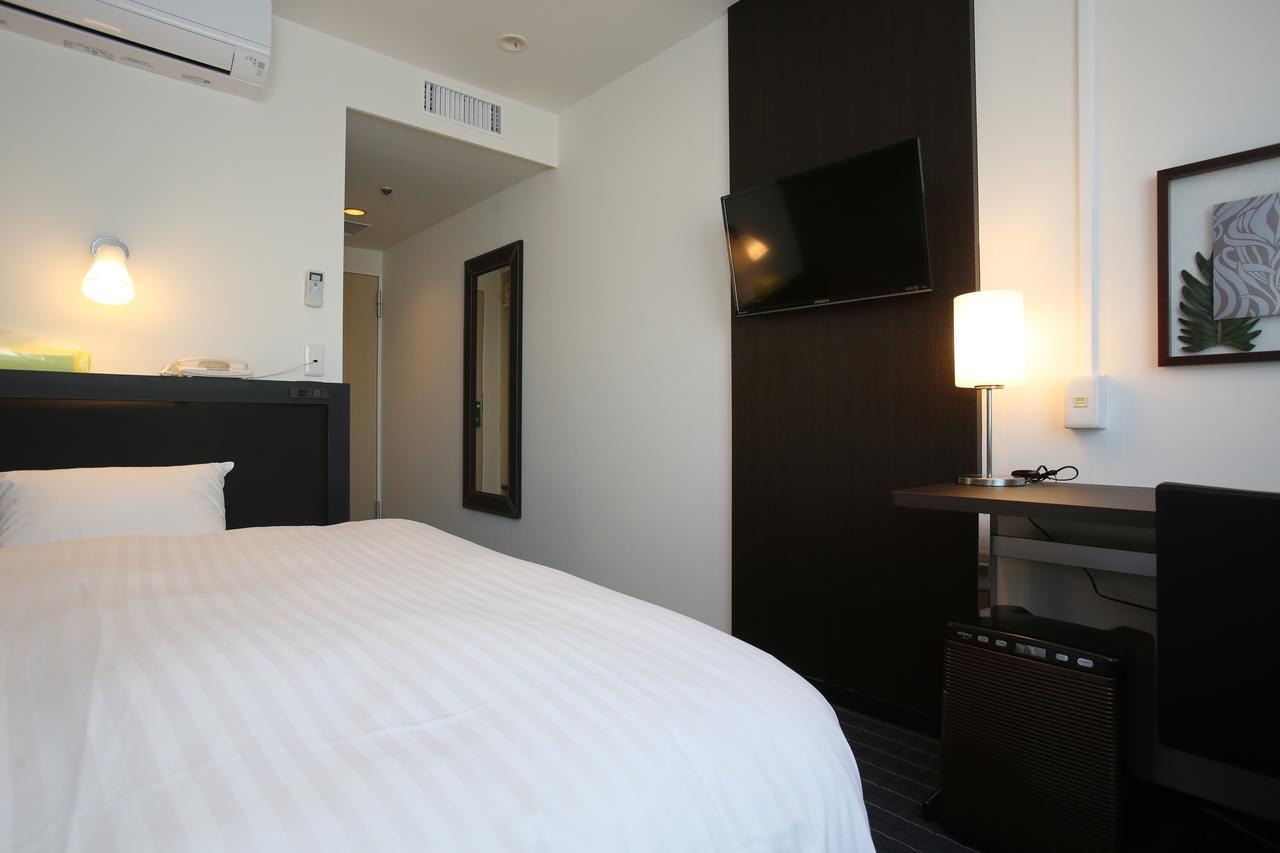 Hotel Crystal Plaza Hitachinaka Bagian luar foto